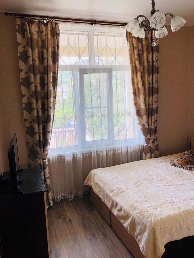 Гостевой Дом "Ласточкино Гнездо" Tsandrypsh Bagian luar foto